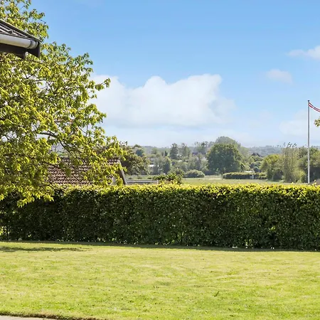 3 Bedroom Awesome In Brenderup Fyn Hébergement de vacances Skovs-Hojrup