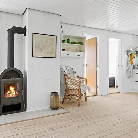 3 Bedroom Awesome In Brenderup Fyn *